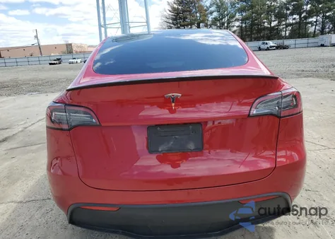2023 Tesla Model Y из США, поврежденный, VIN 7SAYGDEF2PF591238